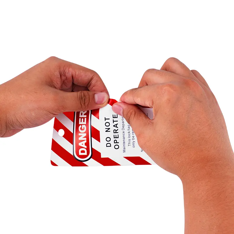 Информационная бирка LOTO в рулоне "Do not operate" 200 шт, STR001 Информационная бирка LOTO в рулоне "Do not operate" 200 шт, STR001